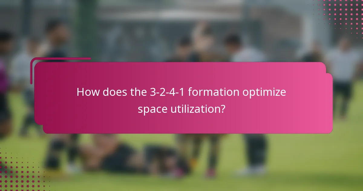How does the 3-2-4-1 formation optimize space utilization?